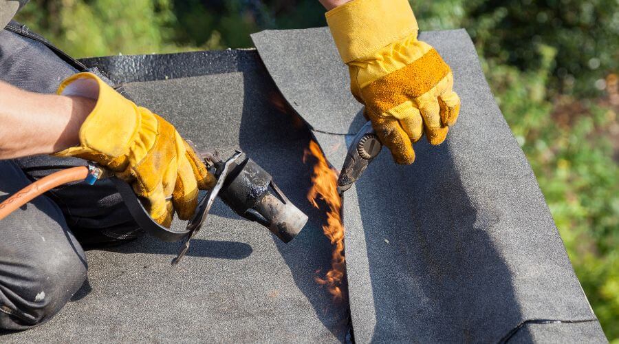 Expert Emergency Roof Repairs services in Jacksboro, TX